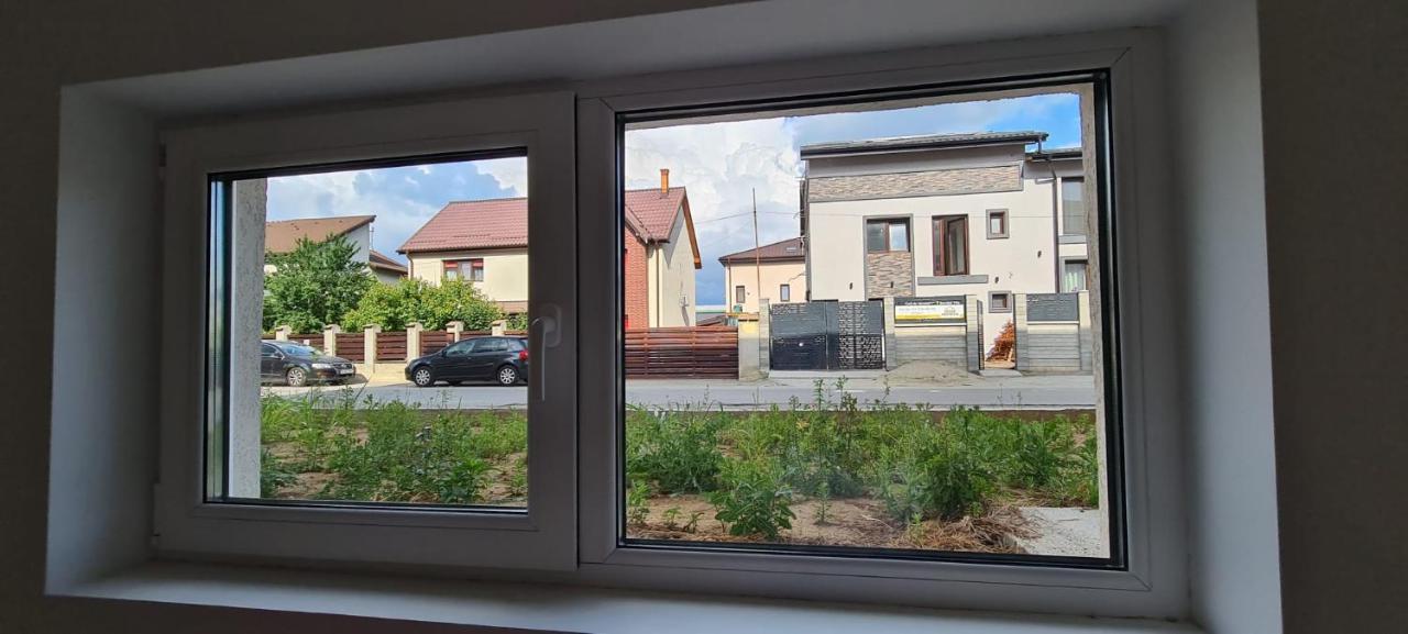 Appartamento New Bucuresti Relax Flat - Apartament Relaxare - 4 People Esterno foto