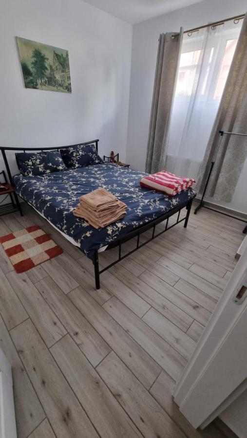 Appartamento New Bucuresti Relax Flat - Apartament Relaxare - 4 People Esterno foto